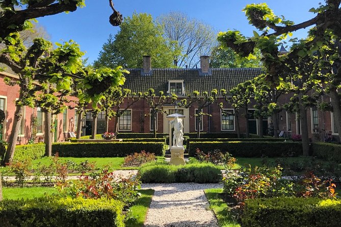 Small Group Alkmaar City Walking Tour - Tour Highlights