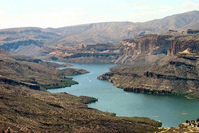 Small Group Apache Trail Day Tour With Dolly Steamboat From Phoenix - Positive Reviews