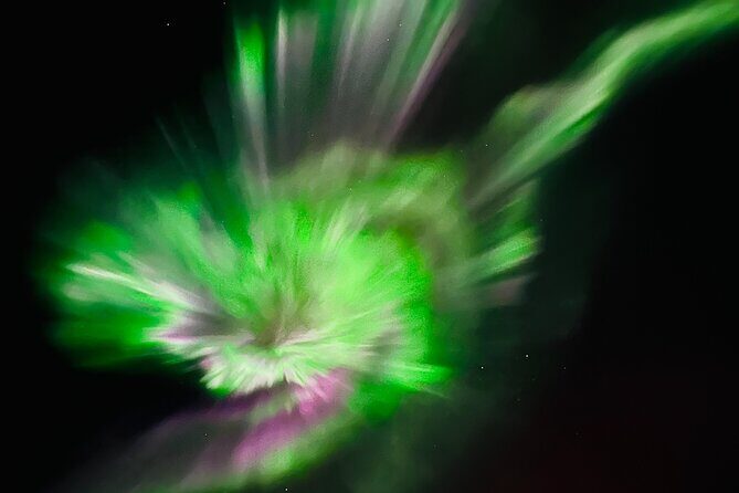 Small Group Aurora Chasing Tour - Exploring the Fairbanks Aurora Chasing Experience