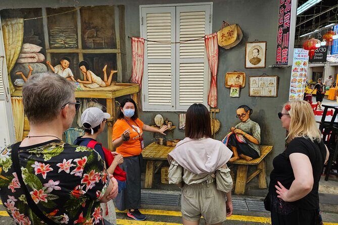 Small Group Chinatown Walking Tour with 6 Delicious Food Tastings - Discover the Charm of Singapore’s Chinatown on a Small-Group Food & Culture Tour