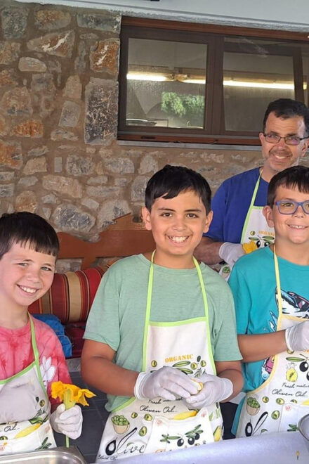 Small Group - Cretan Cuisine - Cooking Lessons in Heraklion - Dinner and Wine Pairing