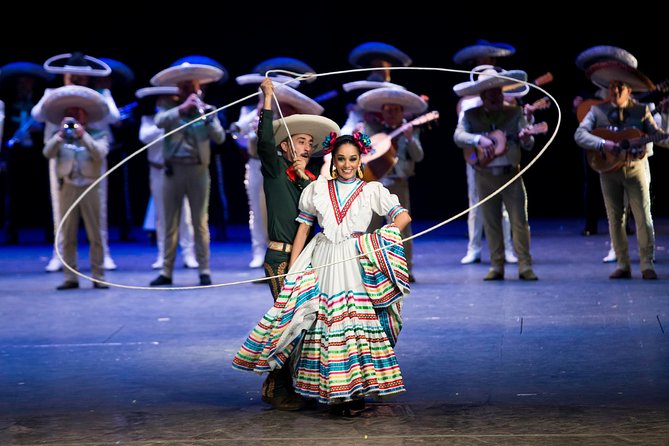 Small Group: Discover the Folkloric Ballet of Mexico - The Sum Up