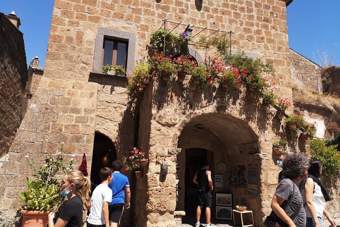 Small Group E-Bike Experience From Orvieto to Civita With Lunch - Traveler Photos and Featured Review