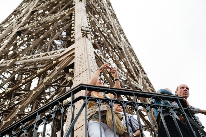 Small-Group Eiffel Tower Tour With Reserved Entry & Summit Access - What To Expect