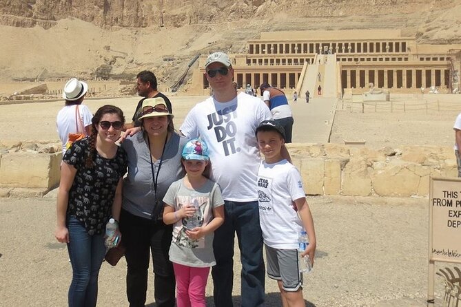 Small Group Excursion to Luxor Valley of the Kings From Hurghada - Meeting and Pickup
