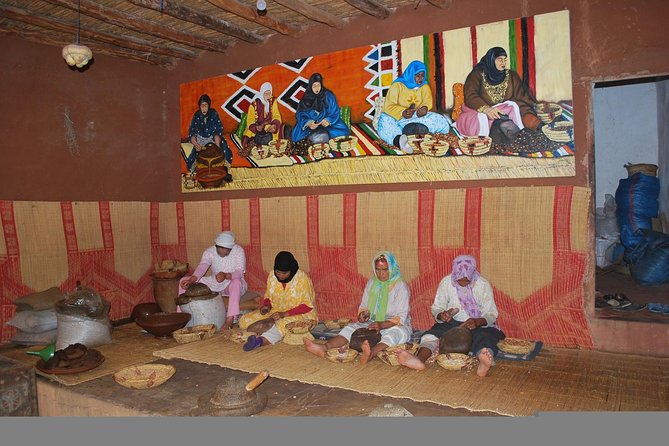 Small Group Excursions to Essaouira From Marrakech - Overview of Essaouira Excursion