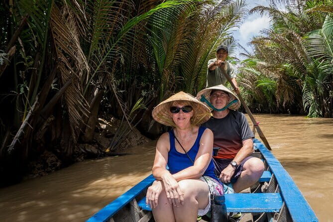 Small Group Full-Day Tour Cu Chi Tunnels and Mekong Delta - Exploring the Cu Chi Tunnels and Mekong Delta: What to Expect