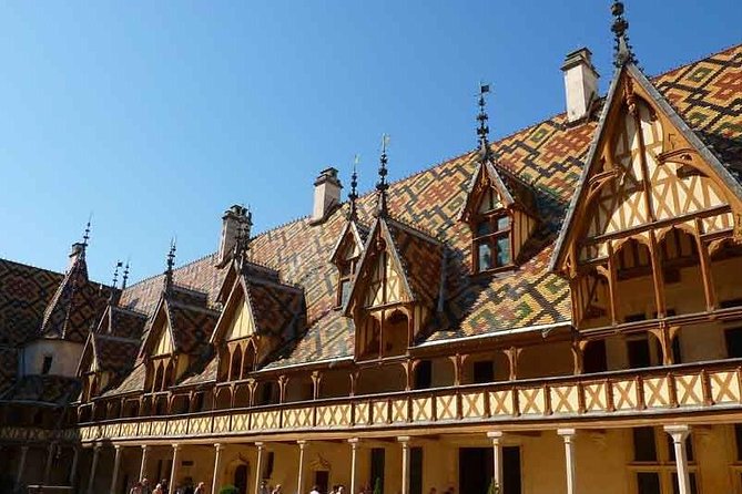 Small-Group Full-Day Tour of Côte De Nuits, Côte De Beaune Vineyards and Beaune Historical District - Exploring Beaune Historical District
