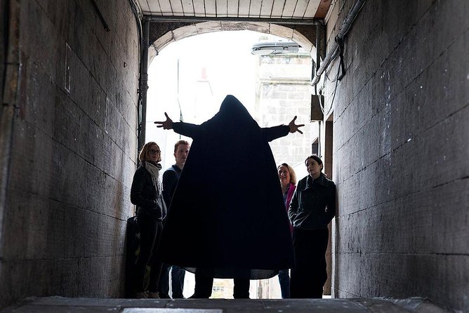 Small Group Ghost Tour Incl. Underground Vaults & Free Drink in Meggets Cellar - Tour Logistics