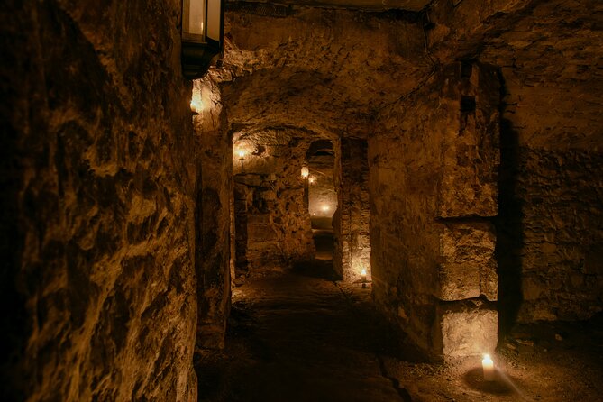 Small Group Ghost Tour Incl. Underground Vaults & Free Drink in Meggets Cellar - Cancellation Policy