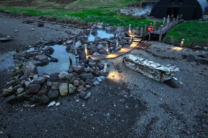 Small Group Golden Circle Tour: the # 1 - Lunch at Farm & Luxury Hot Sea Baths - Itinerary Highlights