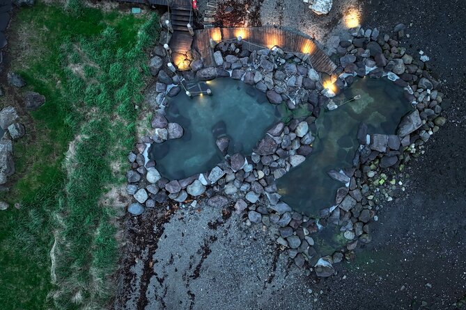 Small Group Golden Circle Tour: the # 1 - Lunch at Farm & Luxury Hot Sea Baths - Meeting and Pickup Information