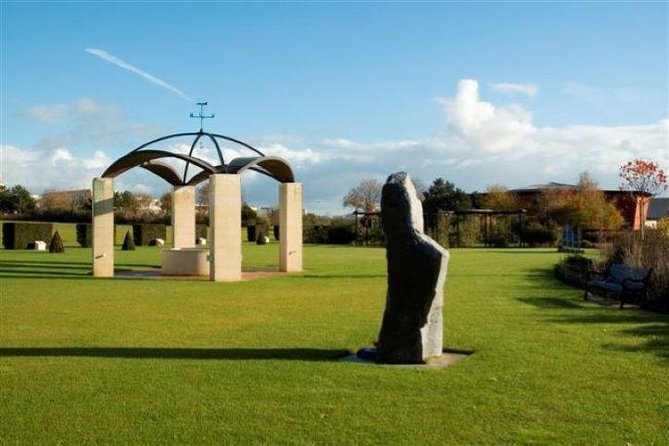 Small Group Guided D-Day Tour and Mémorial De Caen Museum - What To Expect
