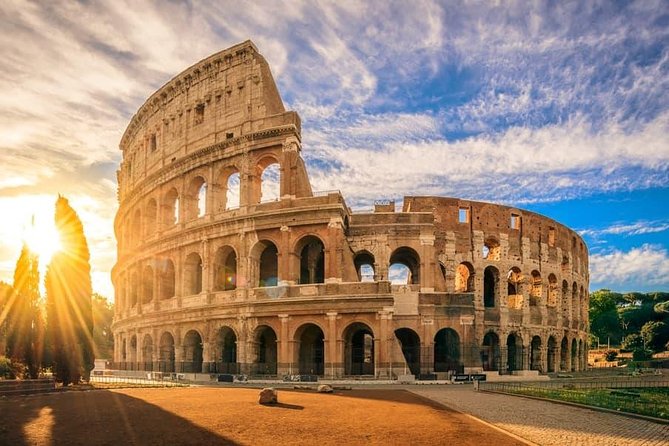 Small Group Guided Skip-The-Line Colosseum, Roman Forum and Palatine Hill Tour - Birthplace of Rome