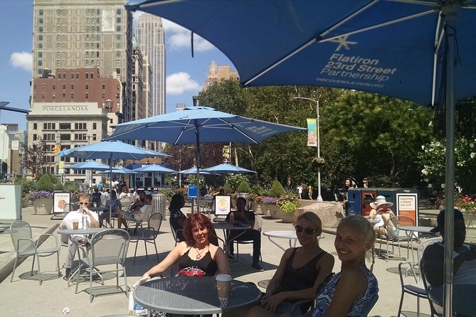 Small-Group Guided Tour of NYCs Flatiron & Gramercy - New York City - The Flatiron Room Experience