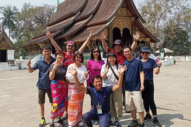 Small Group Half Day Luang Prabang City Tour - The Morning Alms Giving Ceremony