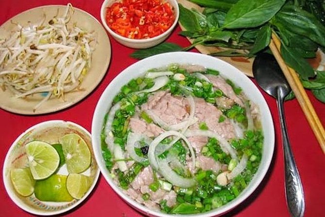 Small-Group Hanoi Street Food Tour With a Real Foodie - Tour Duration and Group Size