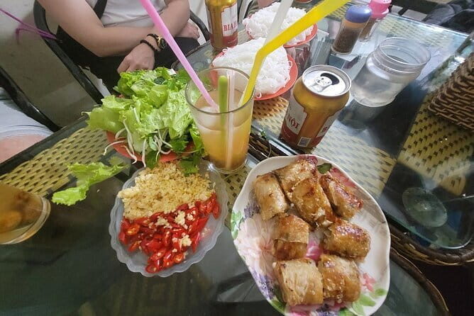 Small group Hanoi Street Food Tour with visit Train Street - Exploring the Itinerary in Detail
