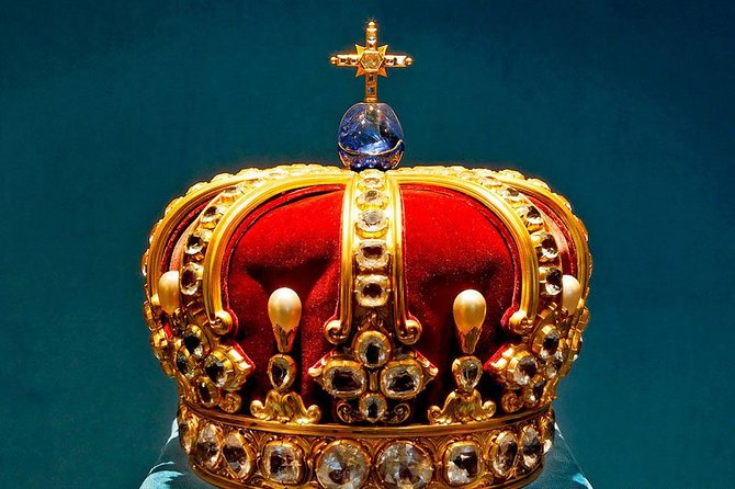 Small-Group Hohenzollern Castle Tour From Frankfurt - Common Questions