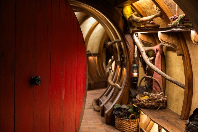 Small Group Luxury Hobbiton Tour incl. Lunch From Auckland - Good To Know