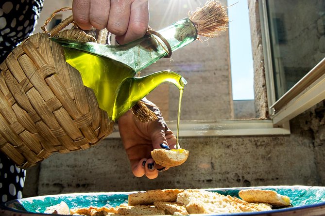 Small Group Market Tour and Dining Experience at a Cesarinas Home in Modica - Meal Inclusions