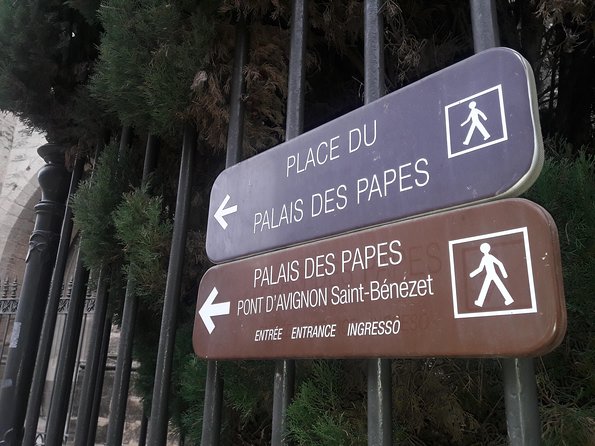 Small Group Marseille Shore Excursion : Avignon & Chateauneuf Du Pape Wine Tour - The Sum Up