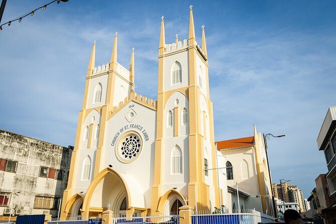 Small Group Melaka After Dark Food Tour - Melaka River Walk and Jambatan Pasar