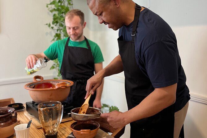 Small Group Multi Variety Mole Cooking Class in La Condesa - Who This Tour Is Best For