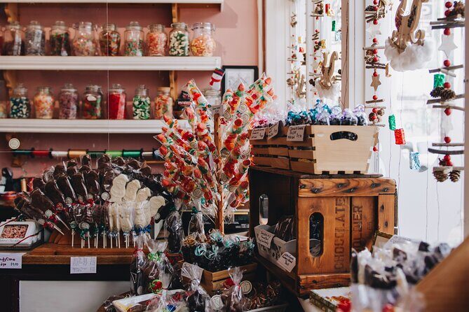 Small Group Mystery Shop and Dine Christmas Tour from Toronto - The Itinerary Breakdown