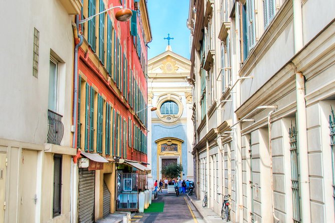 Small-Group Nice Walking Tour of the Old Town With a Local Guide - Visit Flower and Produce Market