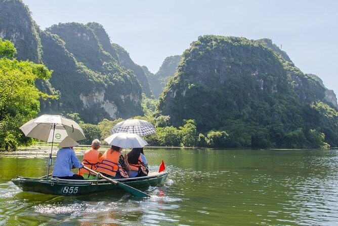 Small Group Ninh Binh Day Tour to Hoa Lu Trang An from Hanoi - A Detailed Look at the Ninh Binh Day Tour Experience