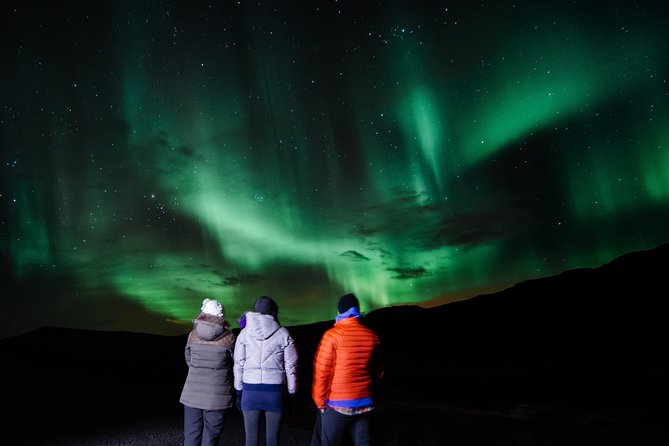 Small-Group Northern Lights Tour From Reykjavik in a Super Jeep - FREE Photos - Wrap up Warm and Be Prepared