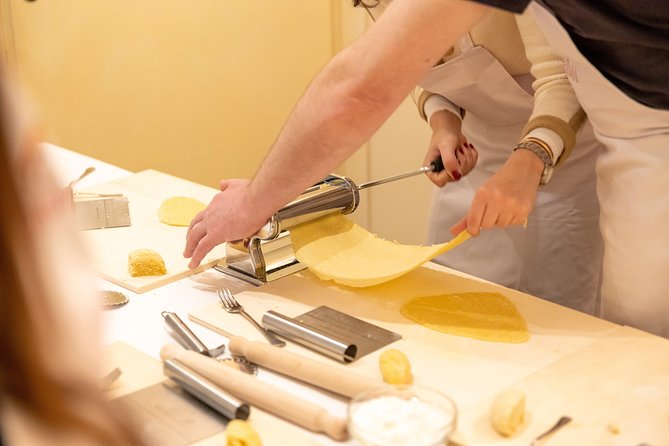 Small Group Pasta and Tiramisu Class in Santa Teresa Di Gallura - Sample Menu and Beverages