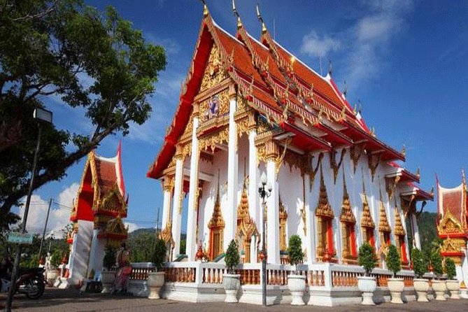 Small Group Phuket Sightseeing and City Tour - English-speaking Guide and Customized Sightseeing