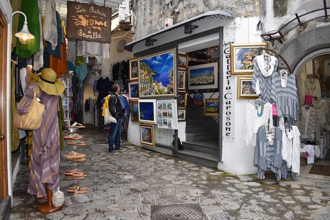 Small-Group Positano and Amalfi Boat Tour From Naples - Positive Feedback and Memorable Experiences