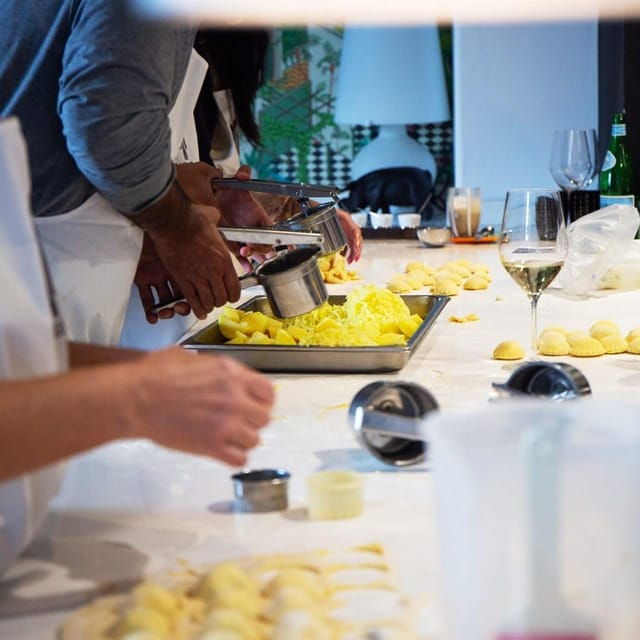Small Group Positano Cooking Class With Prosecco and Dessert - Good To Know