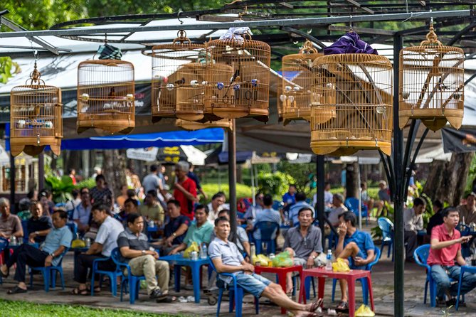 Small Group Saigon Inside Out by Motorbike for 3 Hours - The Sum Up
