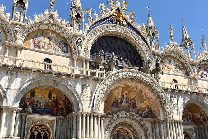 Small-group Saint Mark's Basilica Skip-the-line Tour - Meeting and Pickup