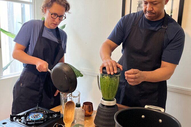 Small Group Salsa and Tortillas Class in La Condesa - An In-Depth Look at the Salsa and Tortillas Class