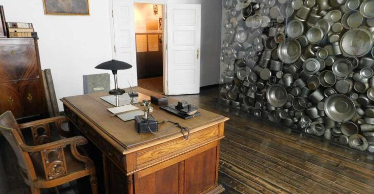 Small Group Schindler Factory and Ghetto Tour With Guide - Itinerary Details