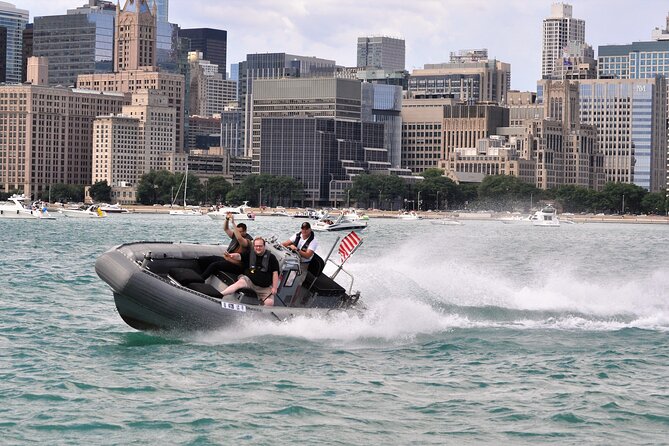 Small-Group Sightseeing Boat Tour in Chicago - Meeting and Pickup