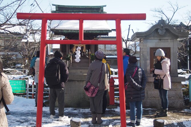Small Group Sightseeing Tour Visit to Toyama With Lunch Included - Important Information