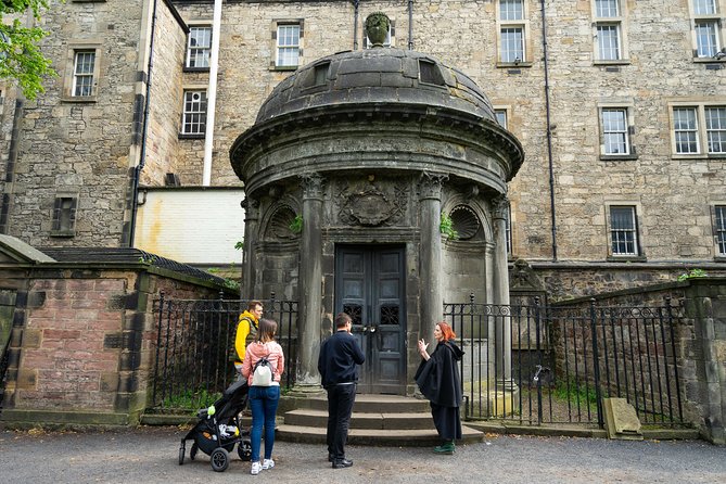 Small-Group Sinister Old Town Walking Tour of Edinburgh - Inclusions