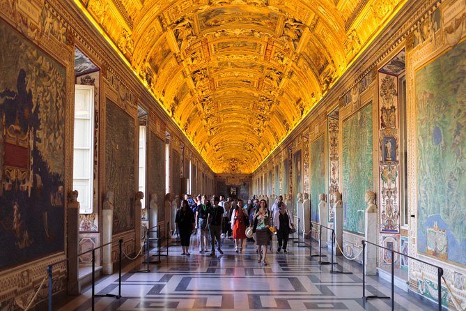 Small Group Skip the Line Vatican at Night With Sistine Chapel - Reviews