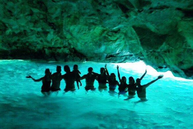 Small Group Speedboat Adventure Trip to Grama Bay - FAQs