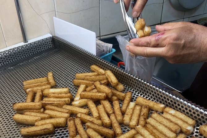 Small Group Street Food Tour With Local Foodie: up to 10 Tastings - Observing a Typical Local Market