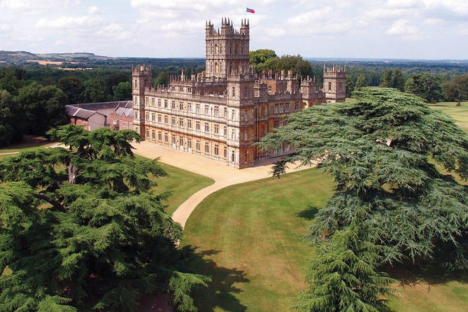 Small Group Tour: Downton Abbey and Village Tour of Locations From London - Positive Reviews