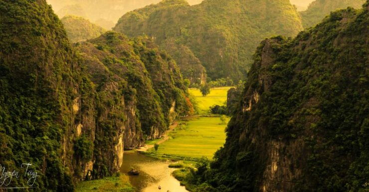 Small Group Tour From Hanoi: Mua Cave, Tam Coc, Bich Dong - Tour Itinerary and Activities