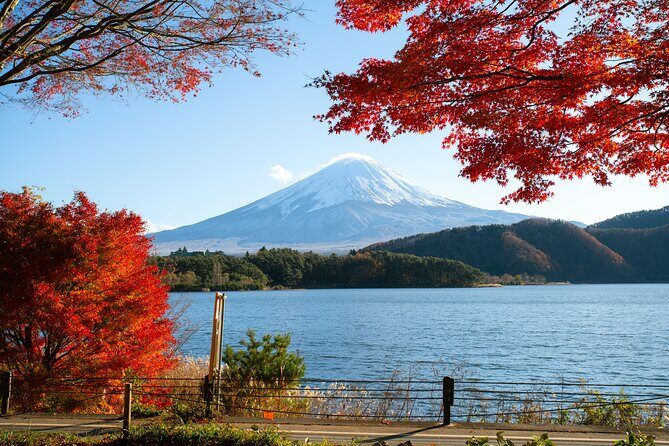 Small Group Tour Mount Fuji and Lake Kawaguchi from Tokyo - FAQ