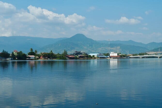 Small Group Tour One Day Phnom Penh to Kampot and Kep - Considerations for Potential Travelers
